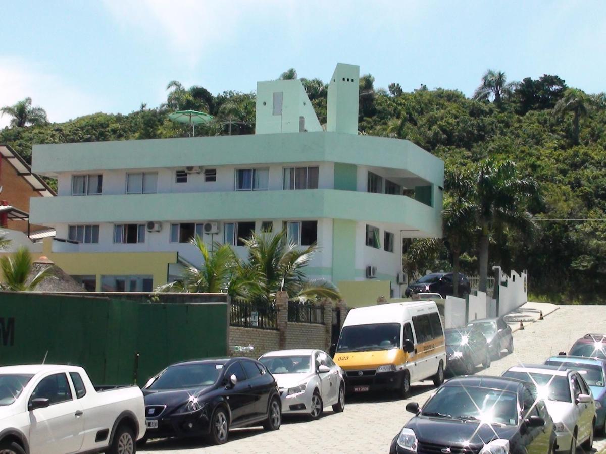 Praia De 4 Ilhas Apartamento De 1 Quarto A 60M Praia Com Vista Бомбиньяс Экстерьер фото